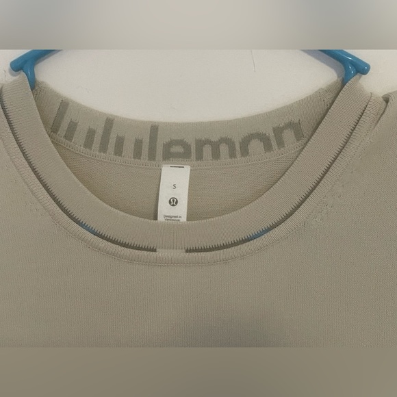 Lululemon Boxy Knit T-Shirt, Size Small - Picture 5 of 8